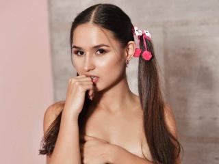 MahiaRoden Live Chat on XLoveCam