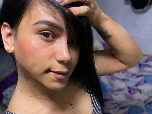 AndreaFeoxx - Sexe cam en vivo - 30739676