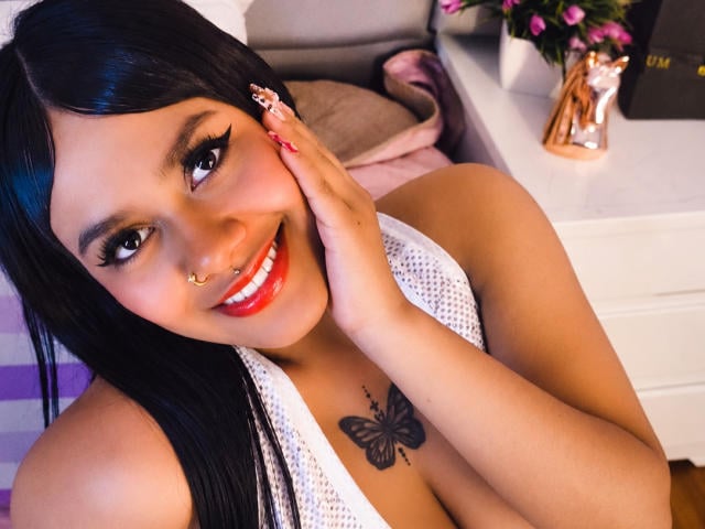NaharaFarfalle - Live porno og sexkamera - 30740558