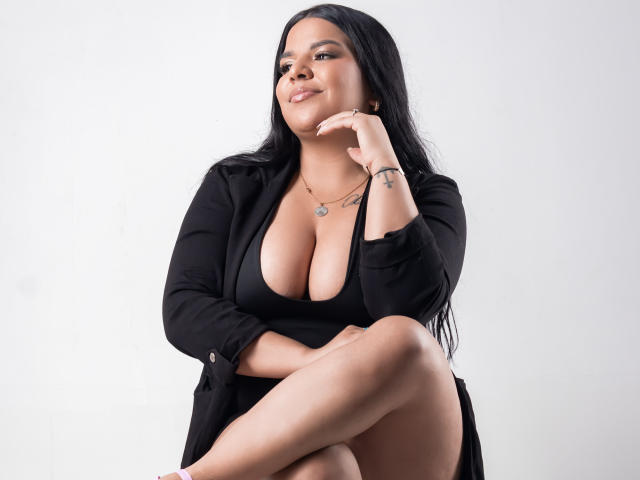 GabbyCastello - Live porn &amp; sex cam - 30745937