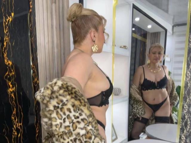 MisseScarleth - Live porn &amp; sex cam - 30748658