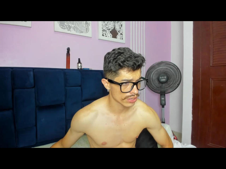 TaylorTele - Sexe cam en vivo - 30750332
