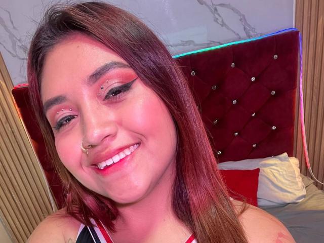 ValmontAlessia - Live porn &amp; sex cam - 30751940