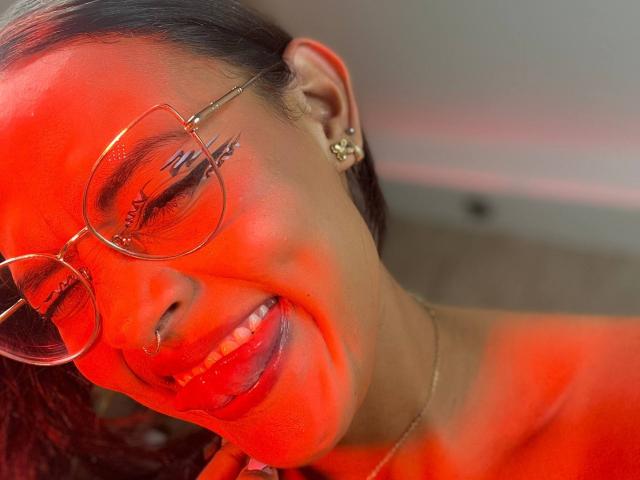LilithRussoo - Live porn &amp; sex cam - 30752000