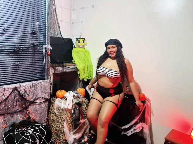 AshelyJenner - Live sex cam - 30755219