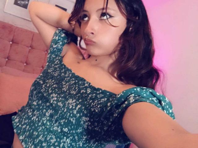 ValentinaRoseX - Camera khiêu dâm &amp; quyến rũ trực tiếp - 30755432