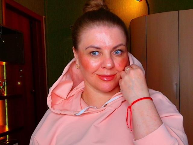 VeronikaGoldy - Live porn &amp; sex cam - 30758792