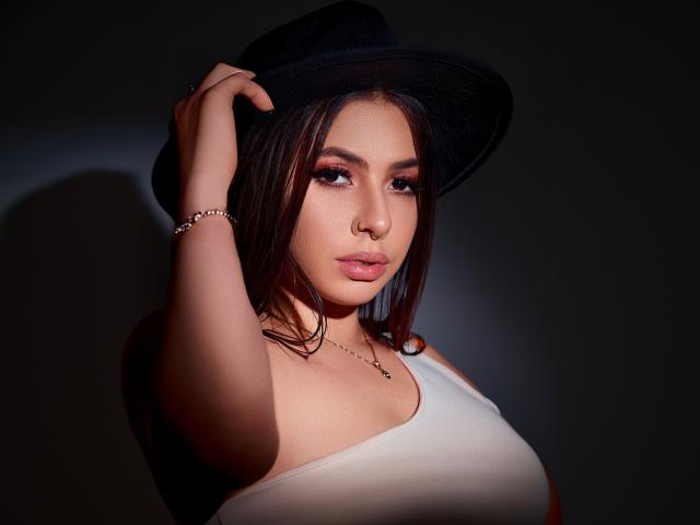 VanessaClose - Live porn &amp; sex cam - 30761963