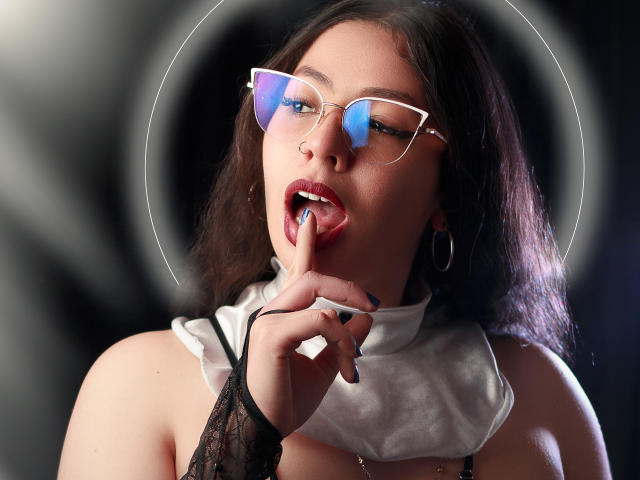 VanessaClose - Live Sex Cam - 30762161