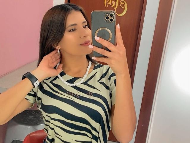 LucieMilner - Live porn &amp; sex cam - 30764579
