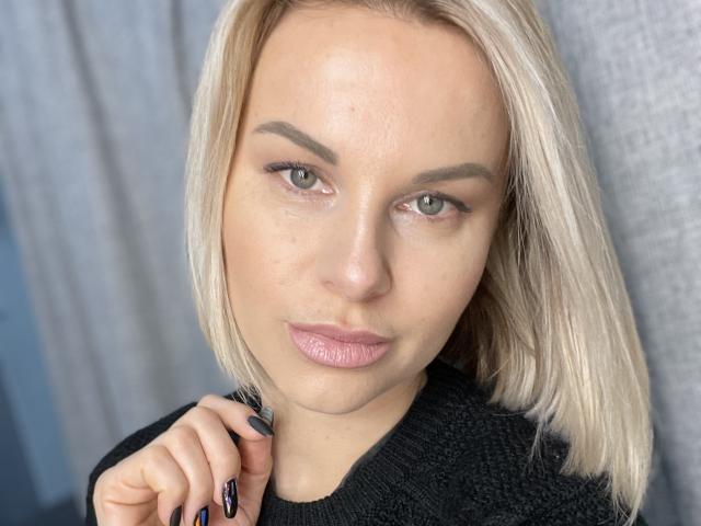 BelleLisaG - Live porn &amp; sex cam - 30773543