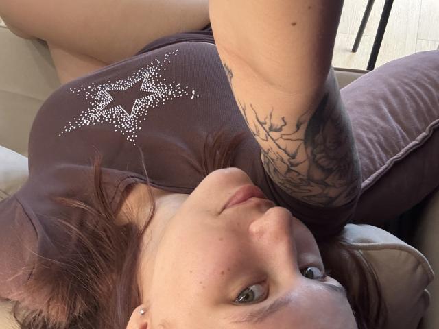 HotCaramelsTrio - Live porn &amp; sex cam - 30773993