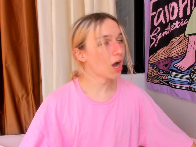IceBenz - Live porn &amp; sex cam - 30774077
