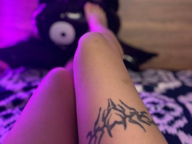 FallenAngelia - Élő pornó és szexkamera - 30774611