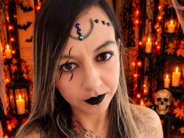 ArianaBlonde - Sexe cam en vivo - 30774977