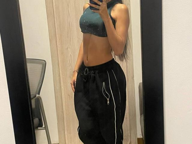 VioletaVelvet - Sexe cam en vivo - 30775190