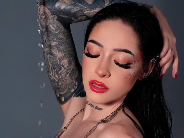 AlesandraLovi - Live porn &amp; sex cam - 30775982