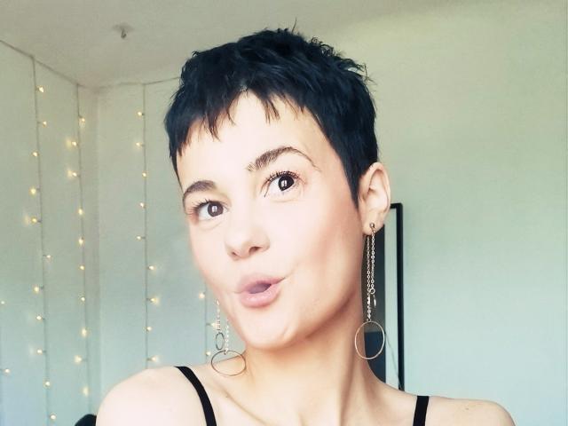 FrancaisePhoenix - Élő pornó és szexkamera - 30777221