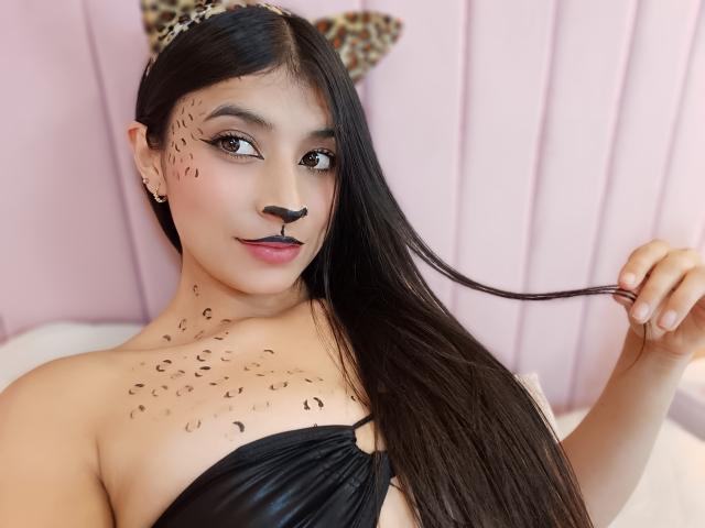 NaiaSanders - Live porn &amp; sex cam - 30778883