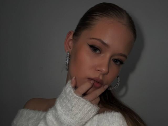 LillianaWhang - сексуальная веб-камера в реальном времени - 30780872