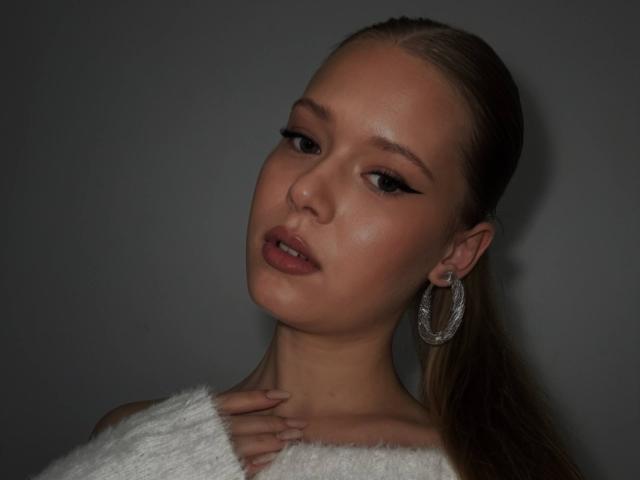 LillianaWhang - Sexe cam en vivo - 30780878
