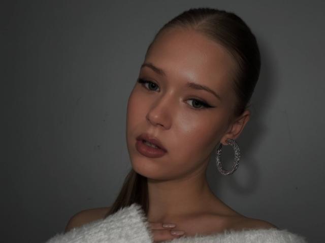 LillianaWhang - Sexe cam en vivo - 30780881