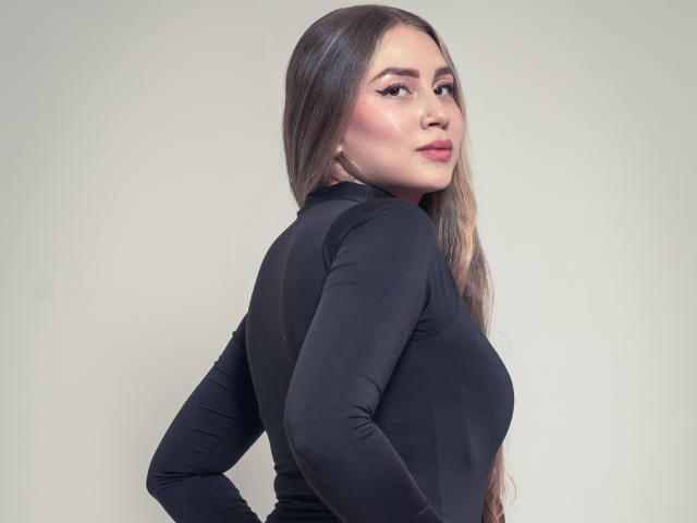 AlessiaCruz - сексуальная веб-камера в реальном времени - 30780893