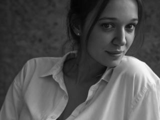 Live Chat with TessaKisses on XLoveCam