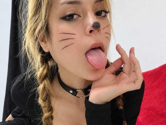 LyannaDifran - Live porn &amp; sex cam - 30786095