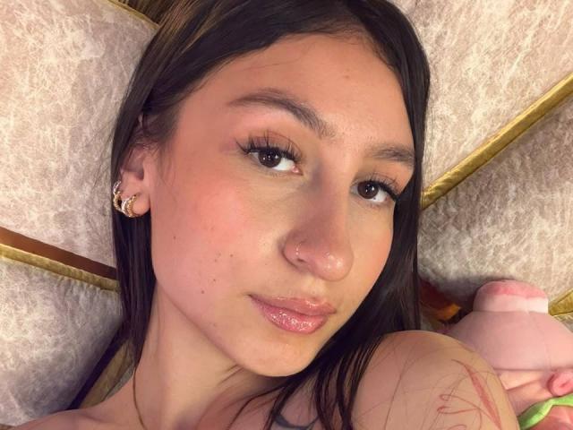 MaddyCarina - Live porn &amp; sex cam - 30788777