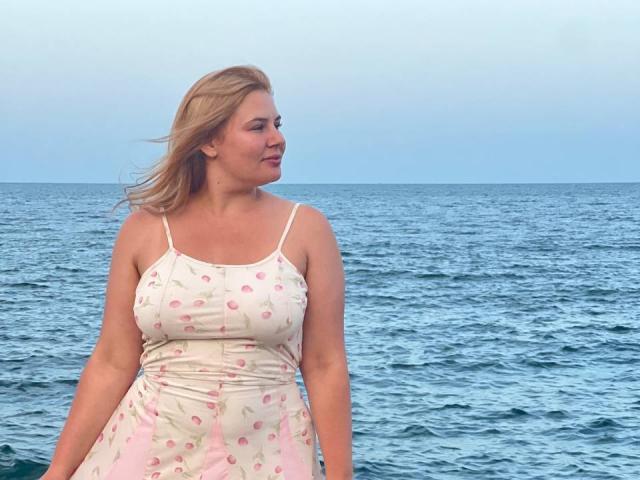 AvaQueen - Live sex cam - 30789437