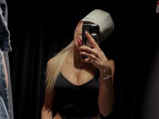 LennieClemens Live Chat on XLoveCam