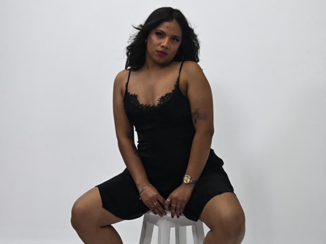 ZaraBlaze - Live porn &amp; sex cam - 30799571