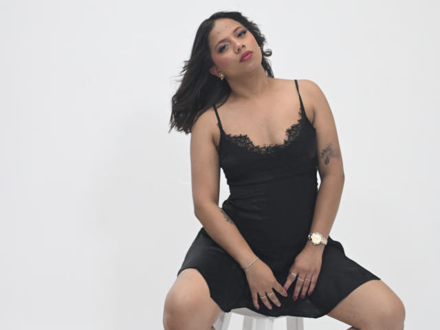ZaraBlaze - Live porn &amp; sex cam - 30799574