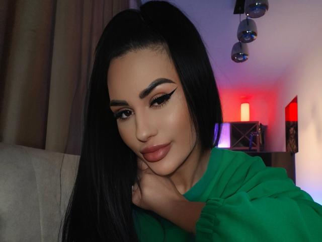 CharlotteAria - Live porn &amp; sex cam - 30799982