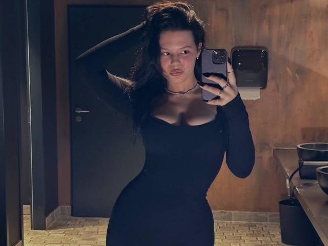 ClarenceGarin - Live porn &amp; sex cam - 30801563