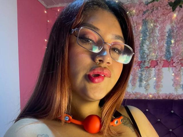 ValmontAlessia - Live porn &amp; sex cam - 30804920