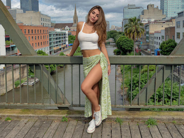 SofieWhite - Live porn &amp; sex cam - 30805892