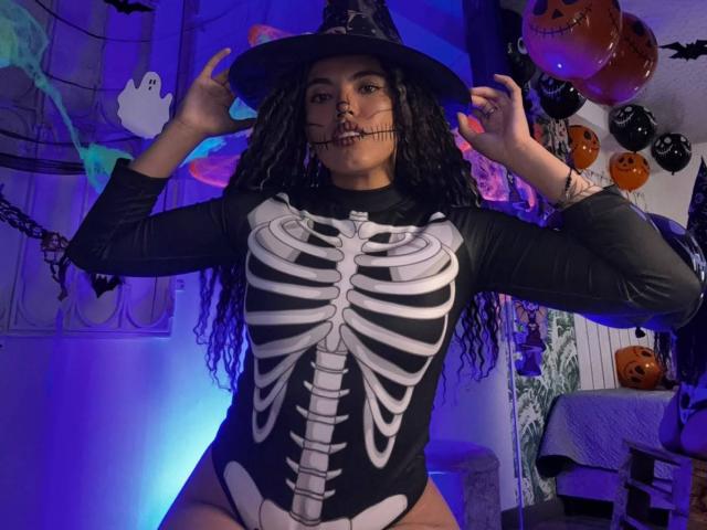 LiliRose69 - Sexe cam en vivo - 30806729
