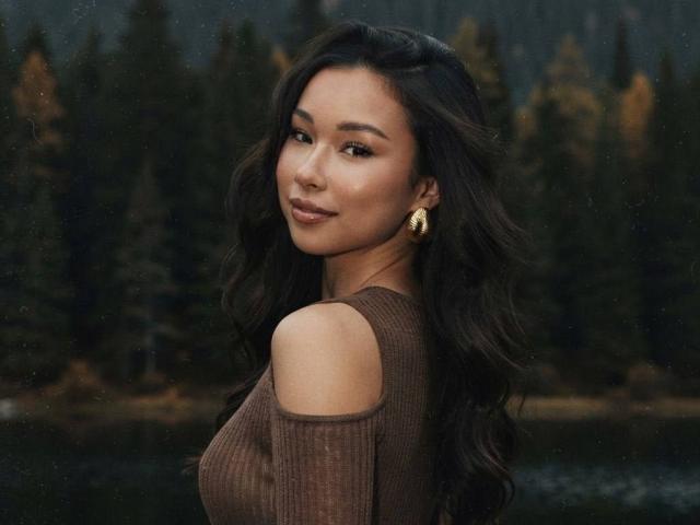 NadineYauger - Live porn &amp; sex cam - 30810044