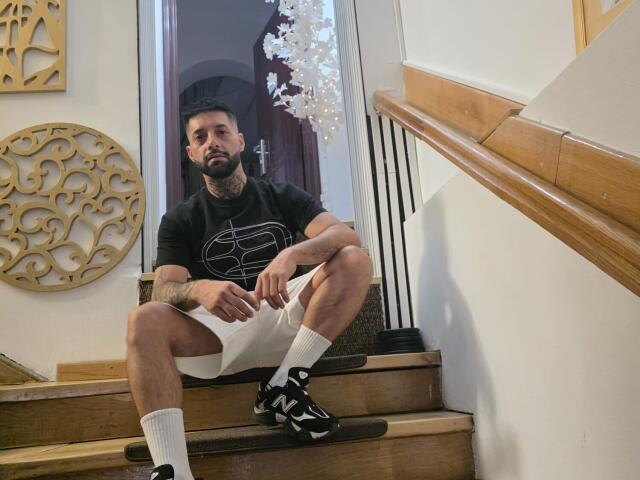 TommyDum - Porno na żywo i seks kamera - 30811583