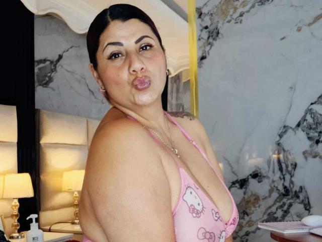 AngeleRouxo - Live porn &amp; sex cam - 30817574