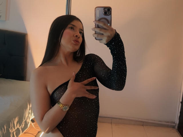 EmmaLombardi - Live porn &amp; sex cam - 30817874