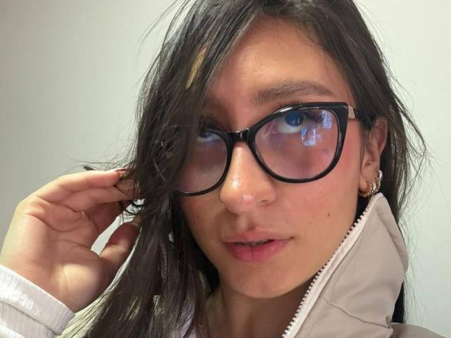 MaddyCarina - Live porn &amp; sex cam - 30820064