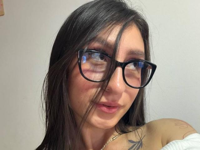 MaddyCarina - Live porn &amp; sex cam - 30820175