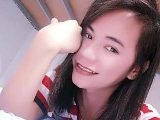 LucyMoore69 Live Chat on XLoveCam