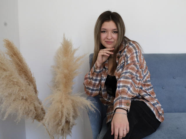 EmiliaHog - Live porn &amp; sex cam - 30828446