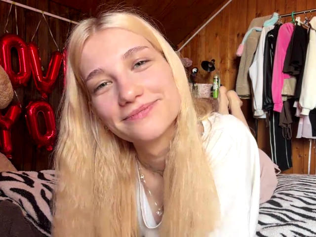 GeorgannWhatcott - Live porn &amp; sex cam - 30828623