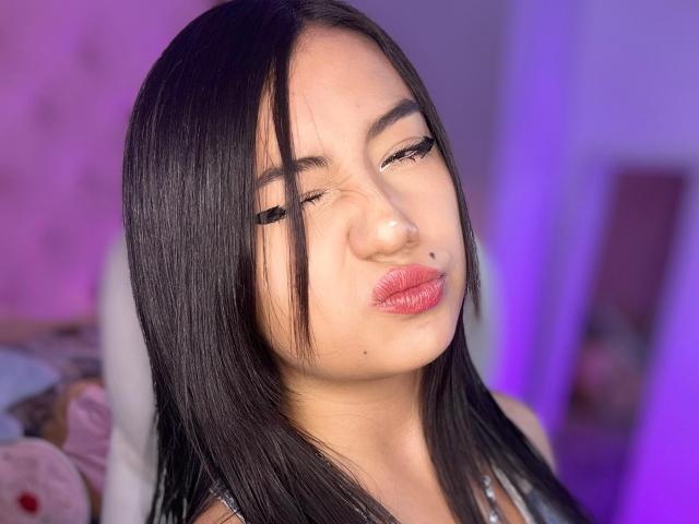 ArianaGarces - Live porn &amp; sex cam - 30828773