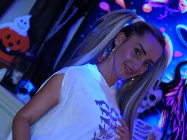 IsabelleEthan - Live porn &amp; sex cam - 30834014